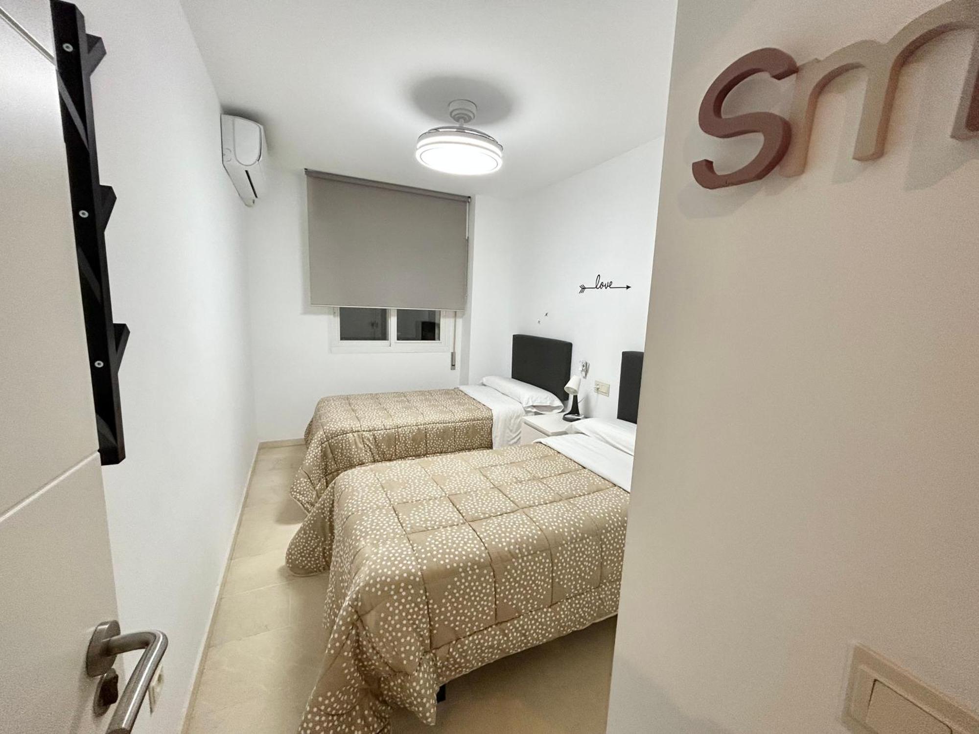 Apartamento Gloria 2 Малага Экстерьер фото